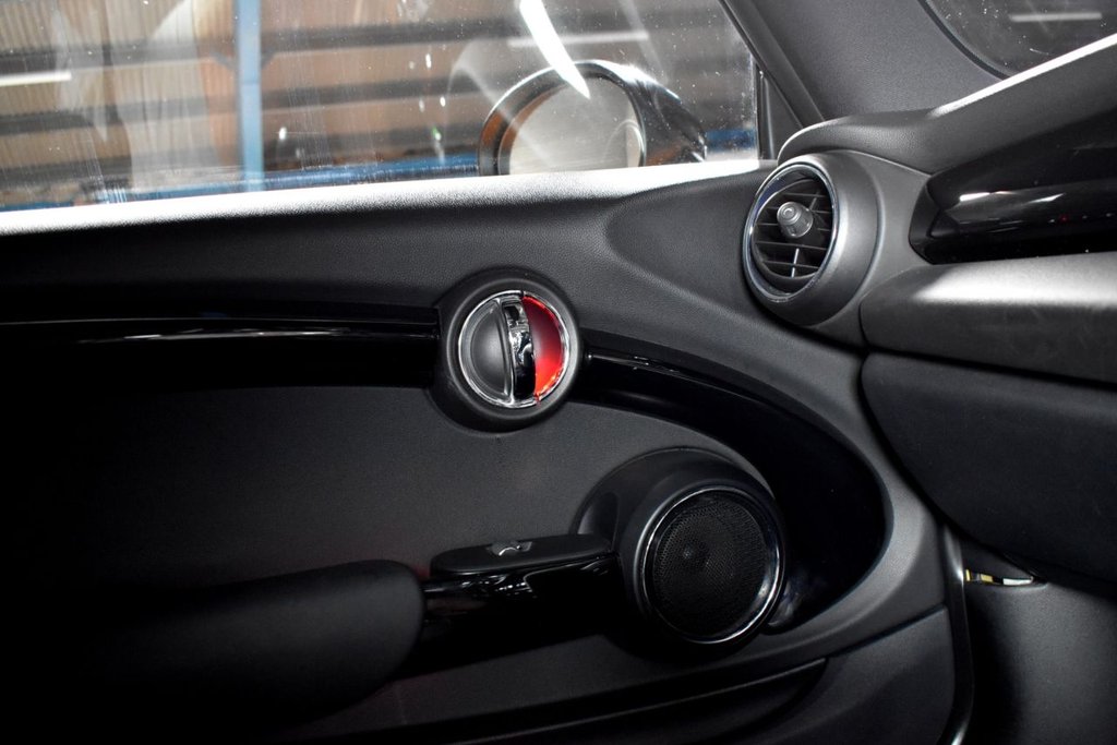 Used MINI Hatch 2014 for sale - 76973569: Photo 40