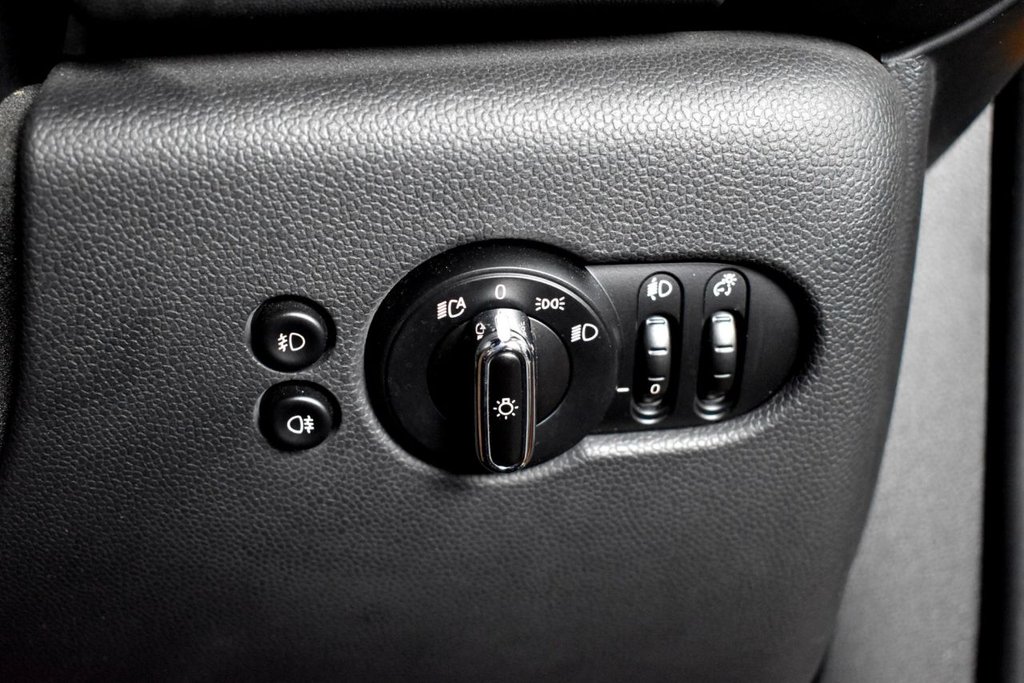 Used MINI Hatch 2014 for sale - 76973569: Photo 42