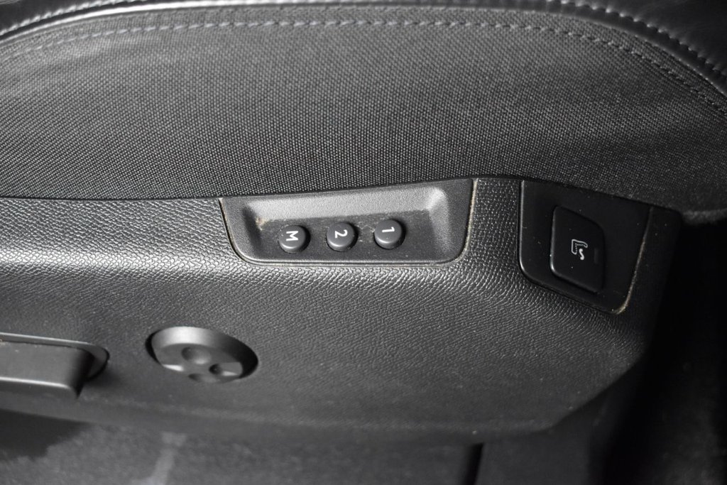 Used Peugeot 3008 2018 for sale - 77327865: Photo 19