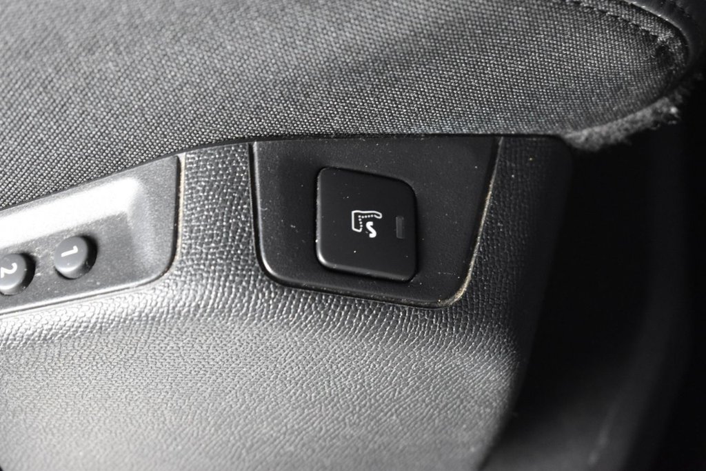 Used Peugeot 3008 2018 for sale - 77327865: Photo 20