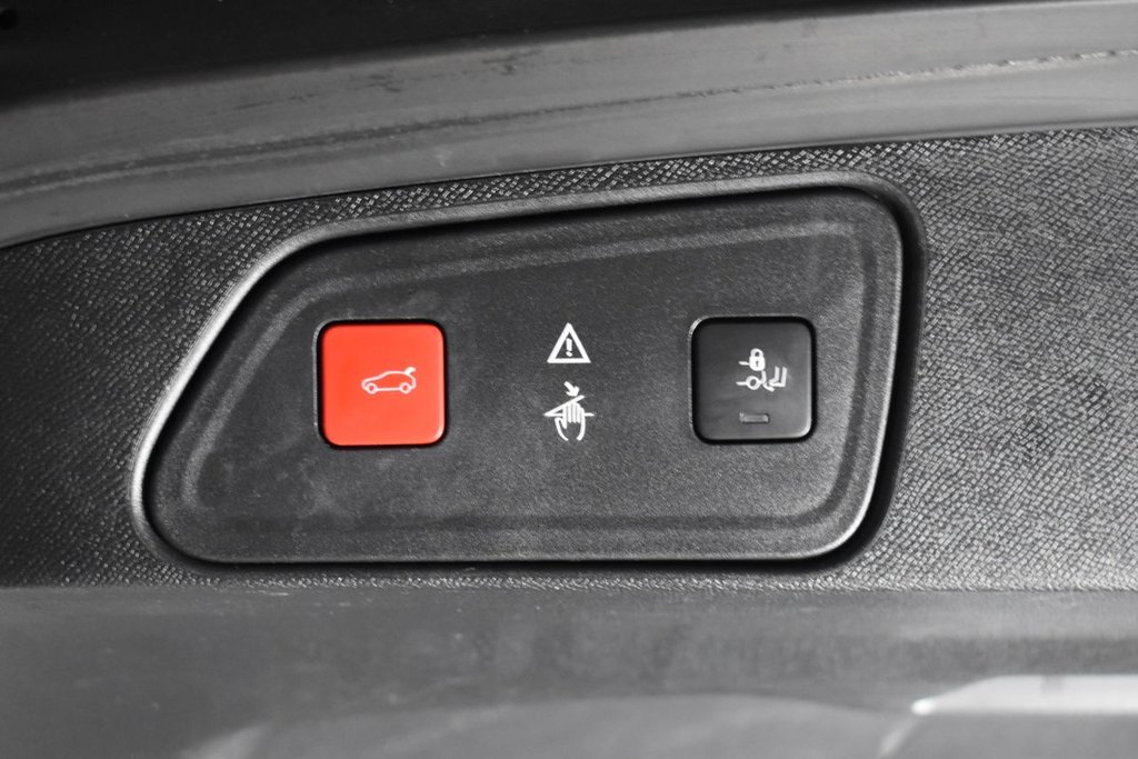 Used Peugeot 3008 2018 for sale - 77327865: Photo 4