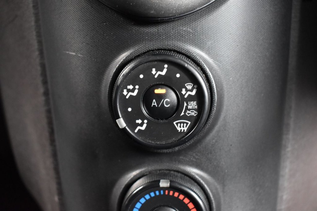 Used Toyota IQ 2009 for sale - 78074258: Photo 20