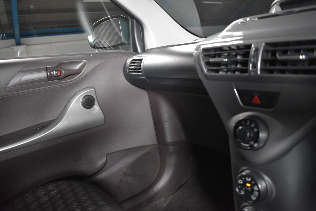 Used Toyota IQ 2009 for sale - 78074258: Photo 22