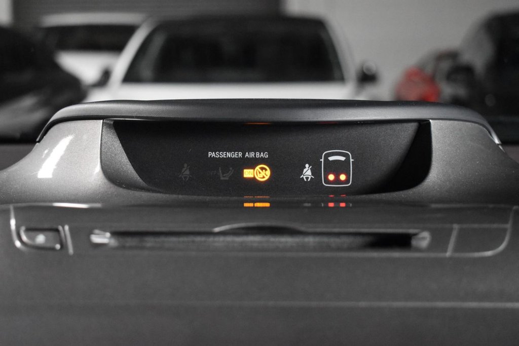 Used Toyota IQ 2009 for sale - 78074258: Photo 24