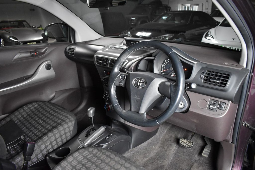 Used Toyota IQ 2009 for sale - 78074258: Photo 4