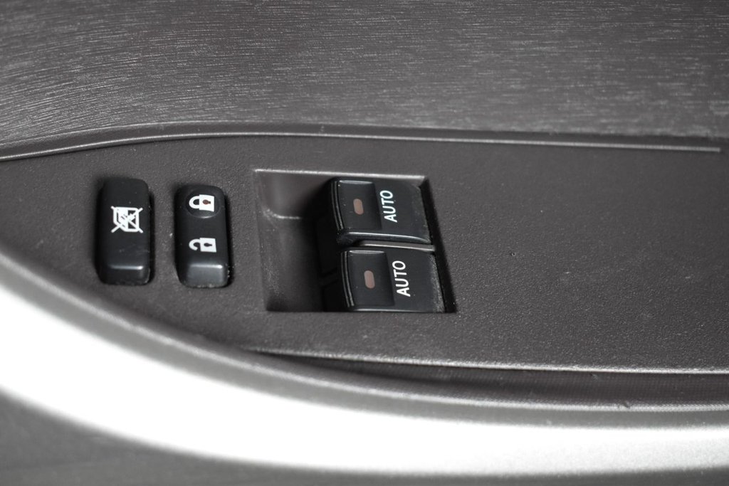 Used Toyota IQ 2009 for sale - 78074258: Photo 5