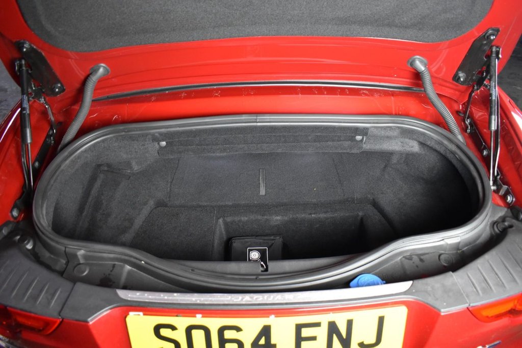 Used Jaguar F-Type 2015 for sale - 76973137: Photo 16