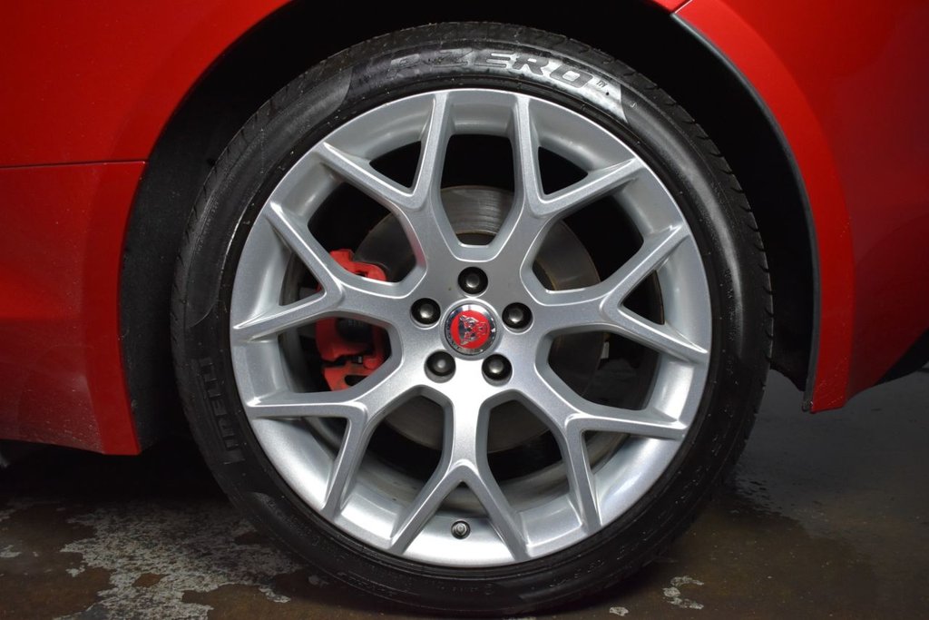 Used Jaguar F-Type 2015 for sale - 76973137: Photo 43