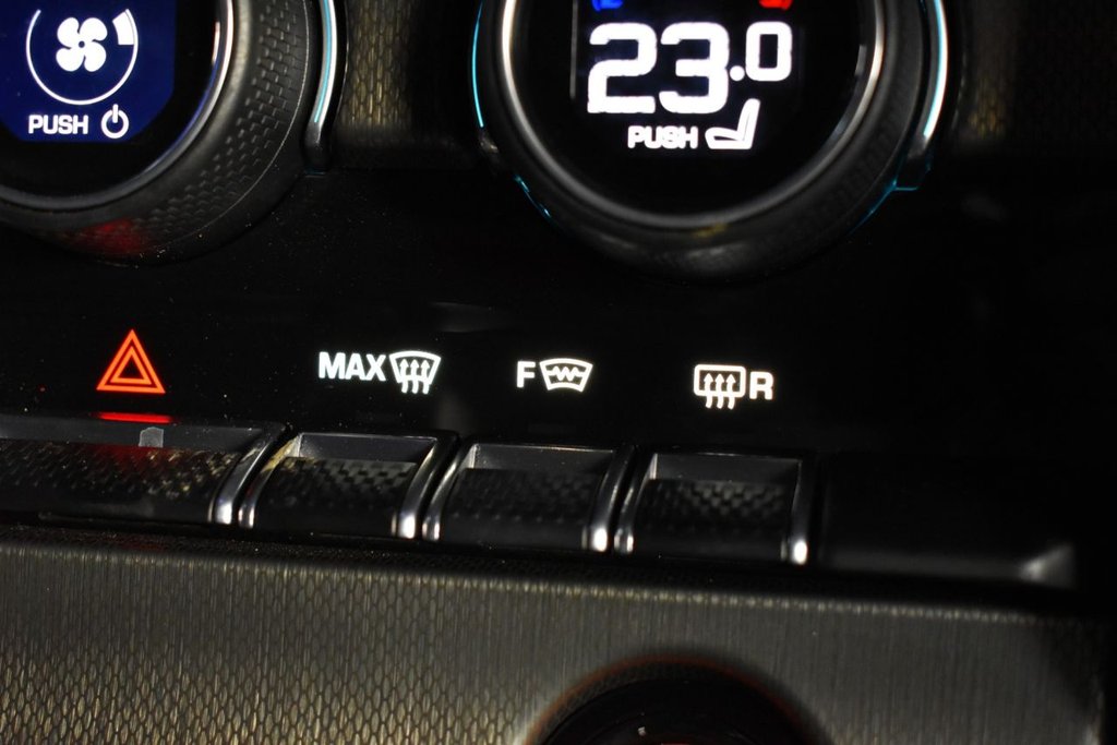 Used Jaguar F-Type 2015 for sale - 76973137: Photo 9