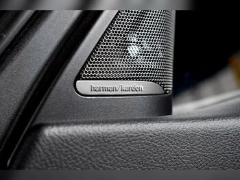 Used BMW 3 Series 2018 for sale - 75912209: Photo