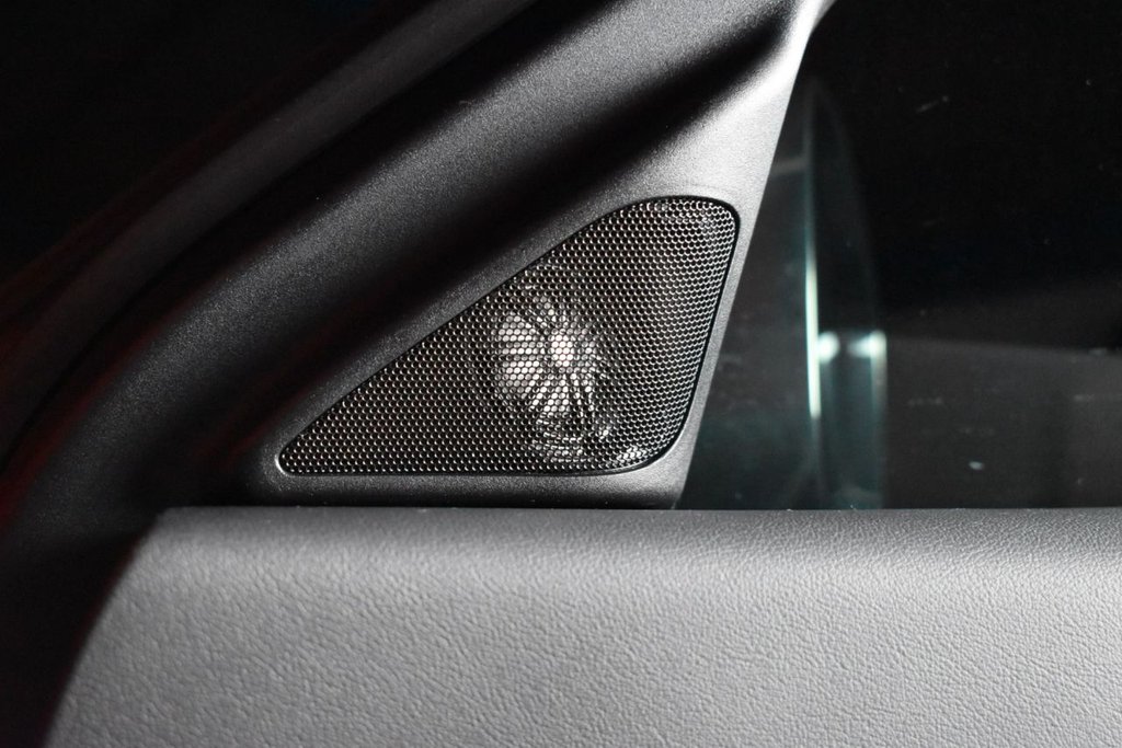 Used Jaguar E-Pace 2018 for sale - 76711596: Photo 14