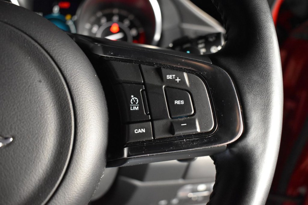 Used Jaguar E-Pace 2018 for sale - 76711596: Photo 39