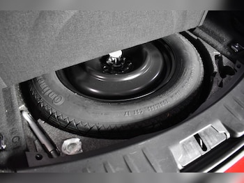 Used Jaguar E-Pace 2018 for sale - 76711596: Photo