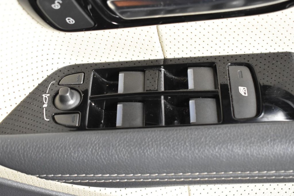 Used Land Rover Range Rover Evoque 2013 for sale - 76470024: Photo 18