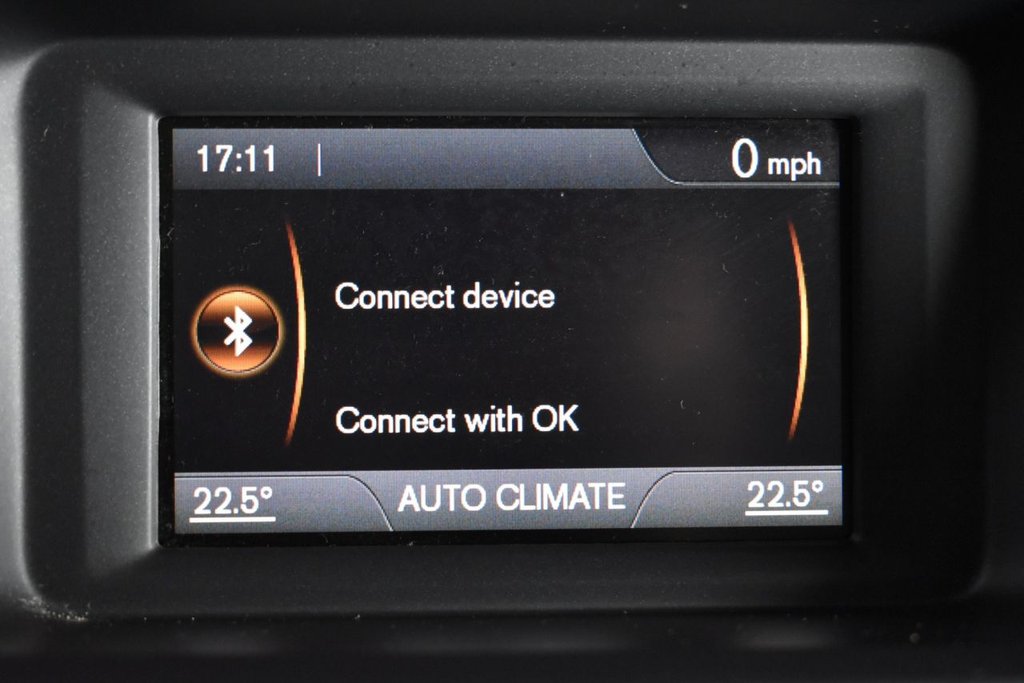 Used Volvo V40 2014 for sale - 77608983: Photo 19