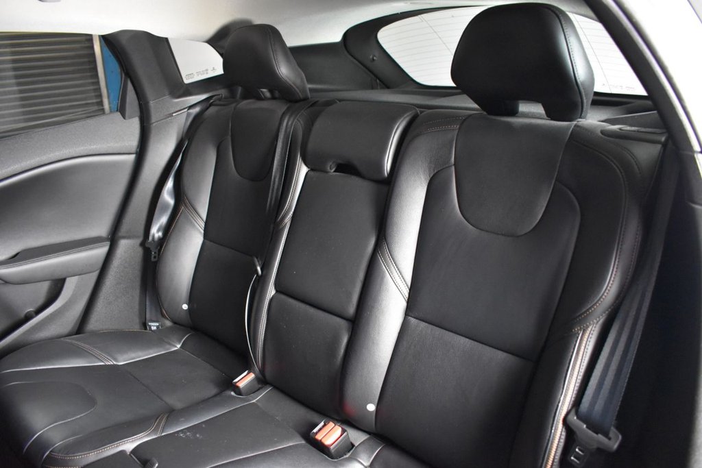 Used Volvo V40 2014 for sale - 77608983: Photo 24