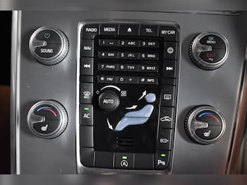 Used Volvo XC60 2017 for sale - 79737614: Photo