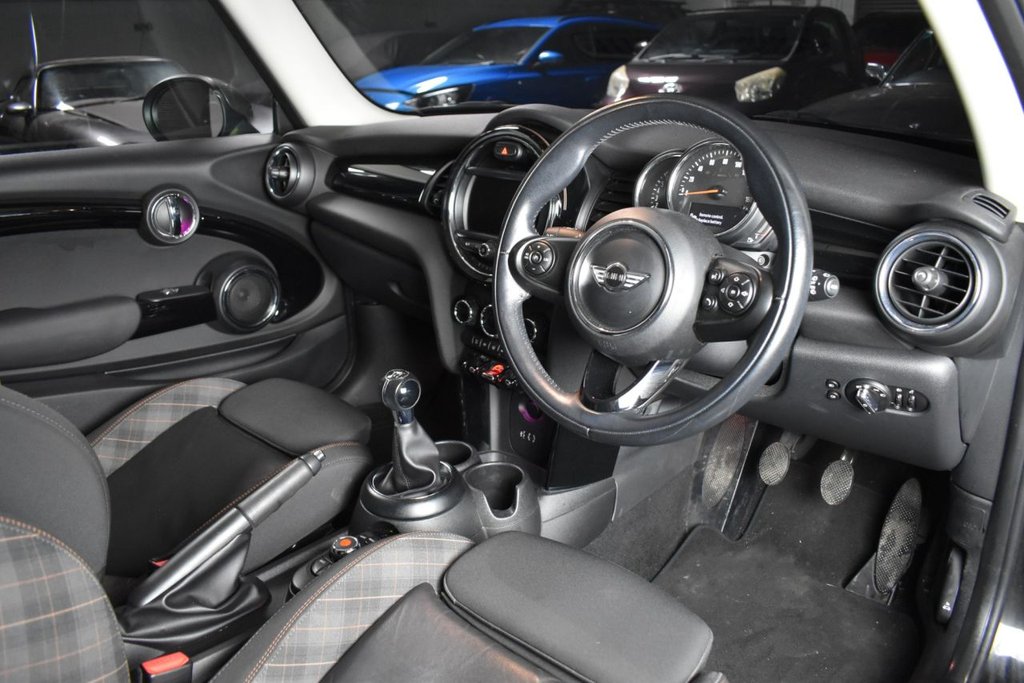 Used MINI Hatch 2018 for sale - 77327632: Photo 15