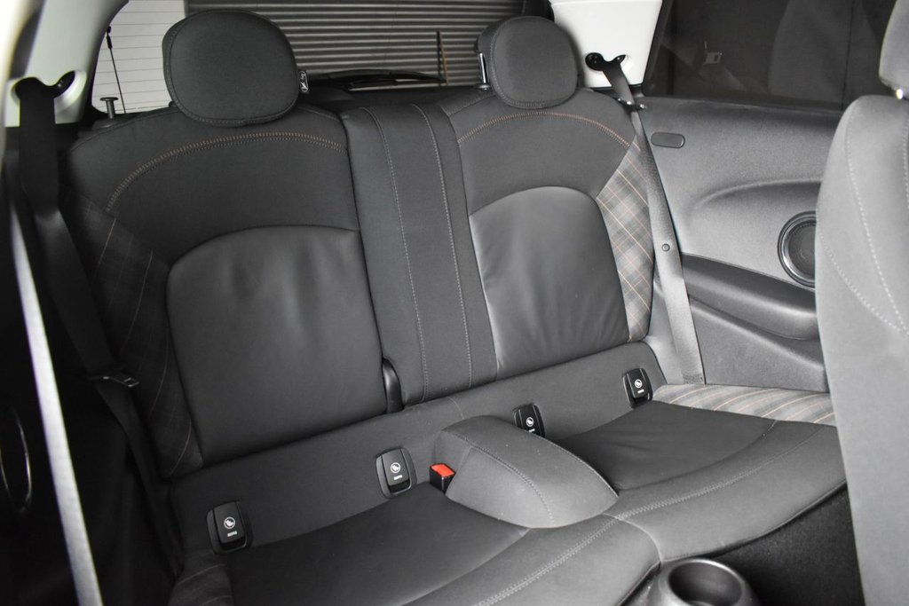 Used MINI Hatch 2018 for sale - 77327632: Photo 17