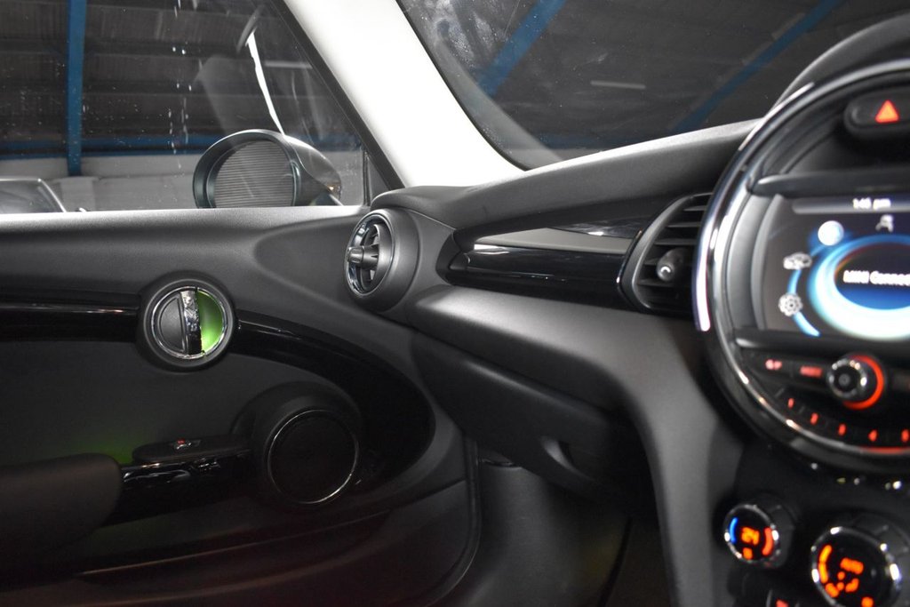 Used MINI Hatch 2018 for sale - 77327632: Photo 28