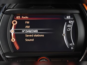 Used MINI Hatch 2018 for sale - 77327632: Photo