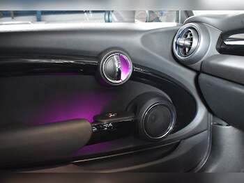 Used MINI Hatch 2018 for sale - 77327632: Photo