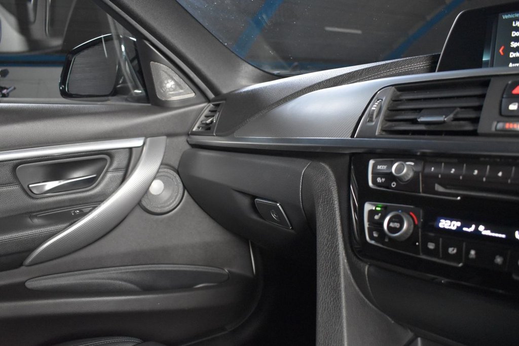 Used BMW 3 Series 2018 for sale - 76569824: Photo 31