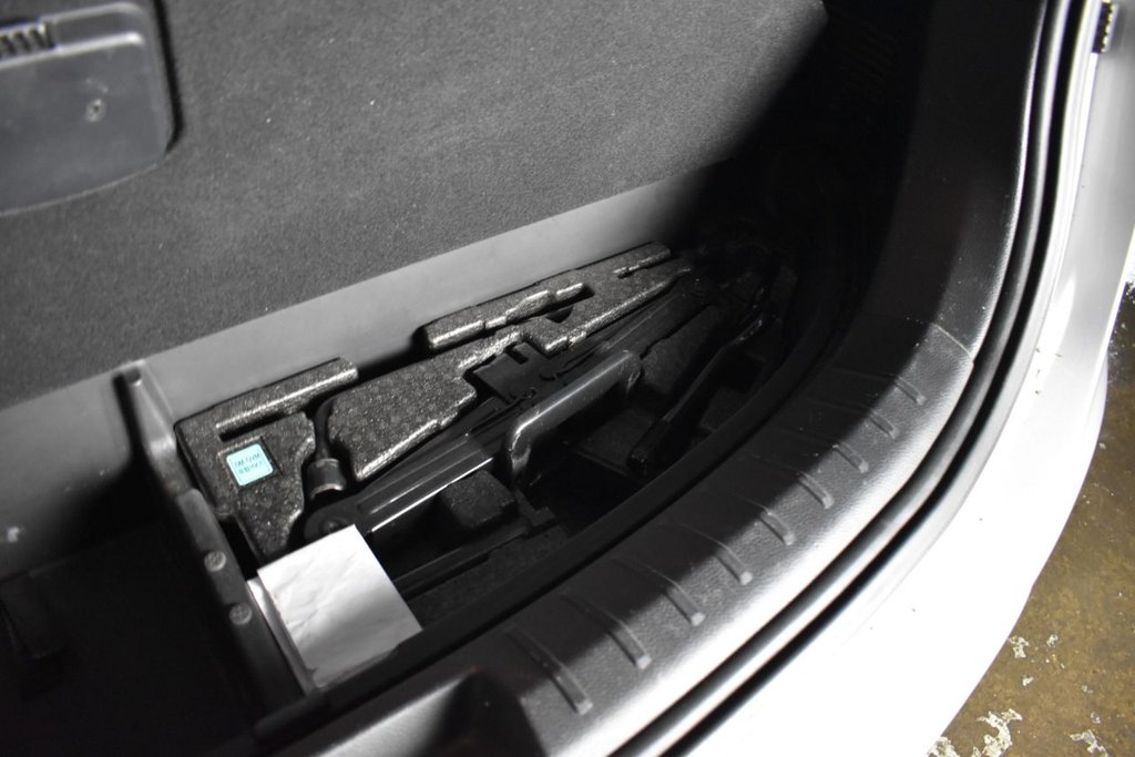 Used Hyundai Santa Fe 2016 for sale - 76784277: Photo 19