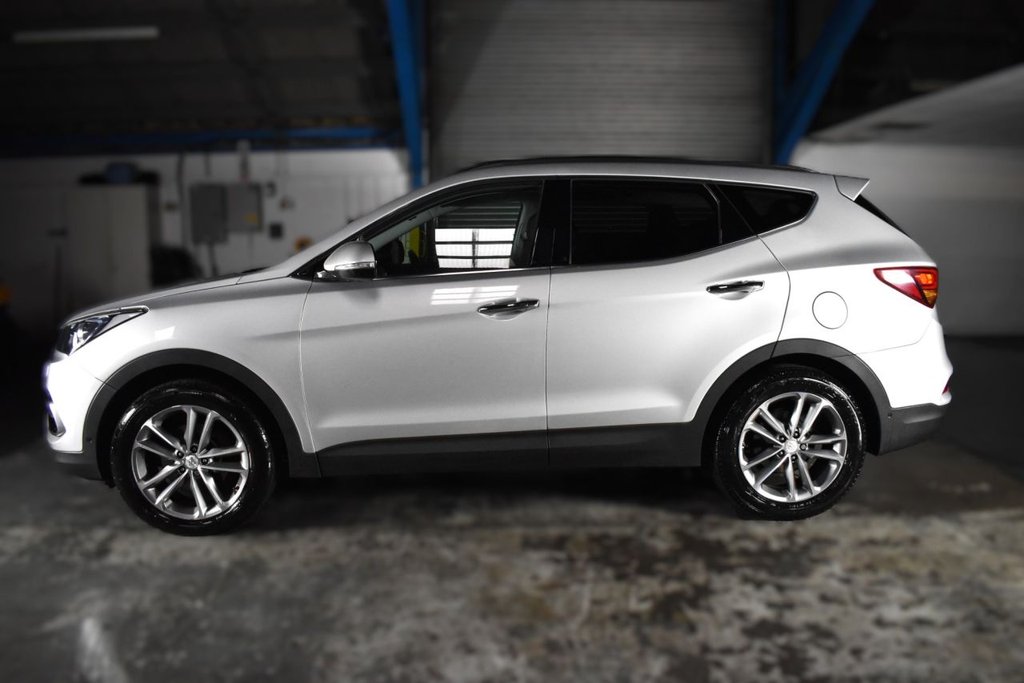 Used Hyundai Santa Fe 2016 for sale - 76784277: Photo 22