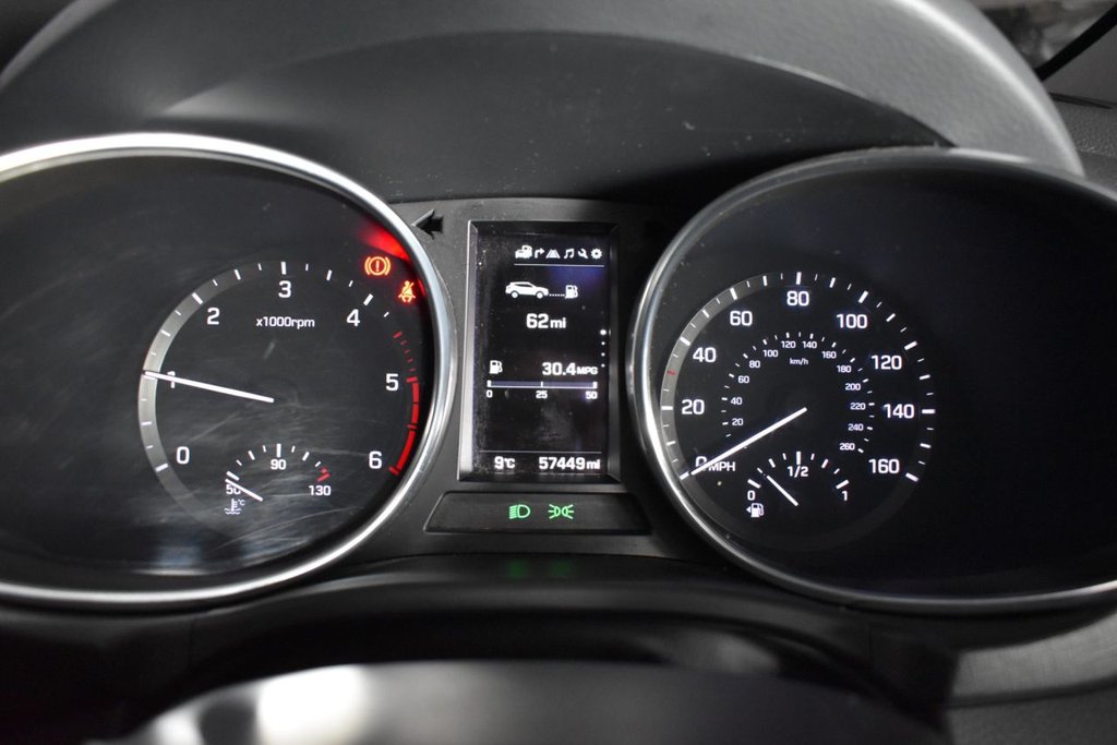 Used Hyundai Santa Fe 2016 for sale - 76784277: Photo 30