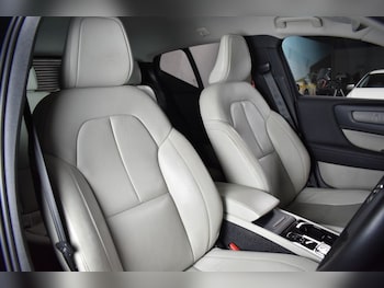 Used Volvo XC40 2020 for sale - 78240990: Photo