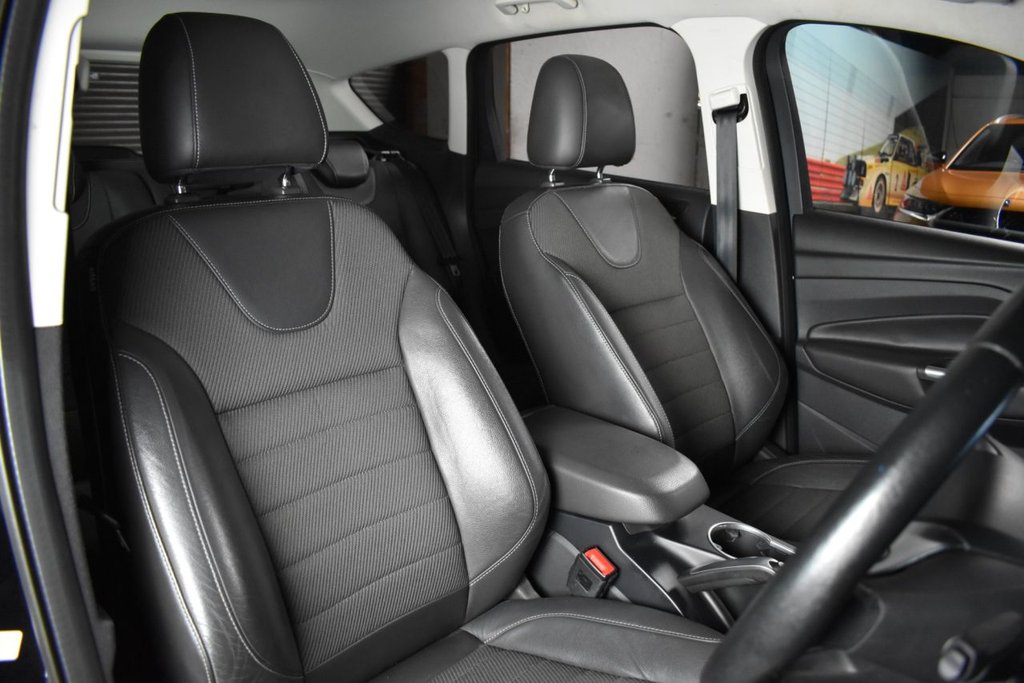 Used Ford Kuga 2015 for sale - 76496113: Photo 13