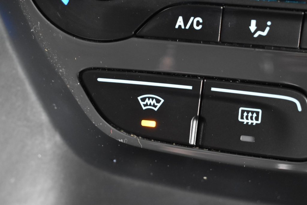 Used Ford Kuga 2015 for sale - 76496113: Photo 21