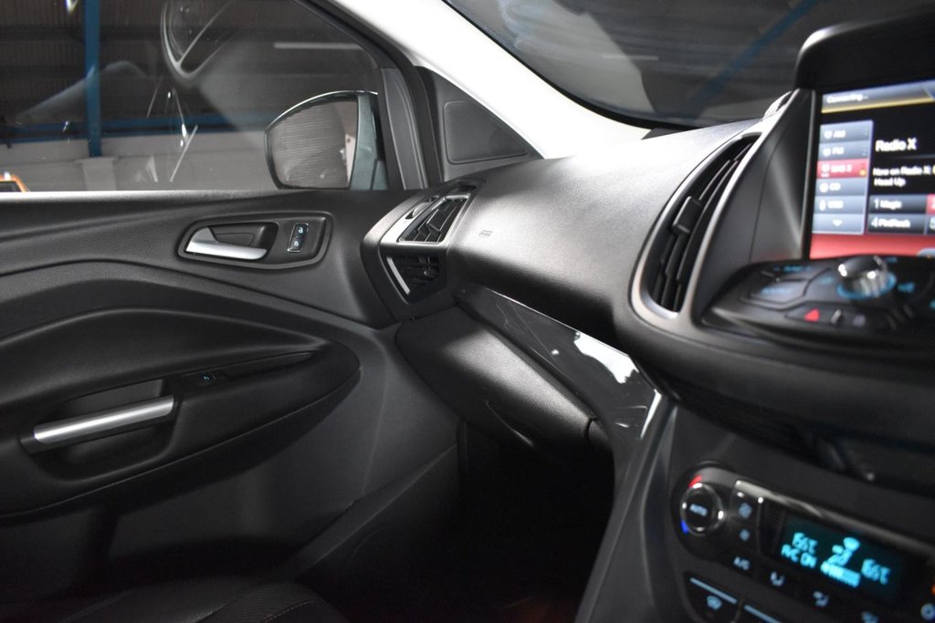 Used Ford Kuga 2015 for sale - 76496113: Photo 26