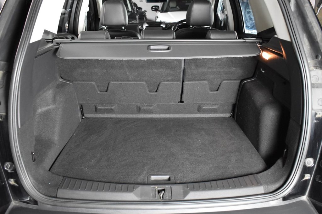 Used Ford Kuga 2015 for sale - 76496113: Photo 9