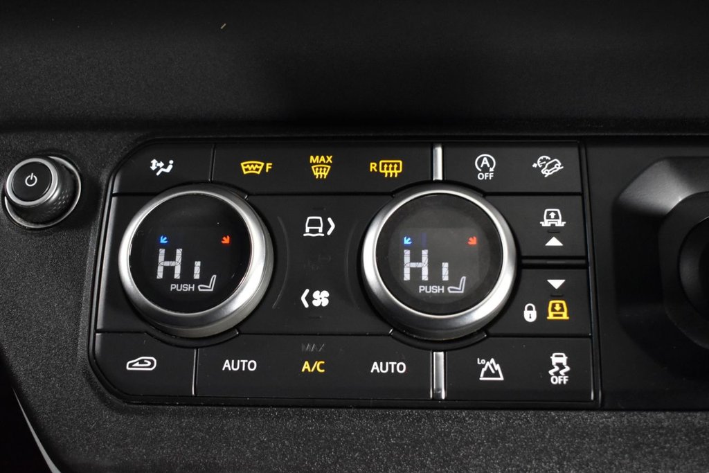 Used Land Rover Defender 2021 for sale - 77608766: Photo 23