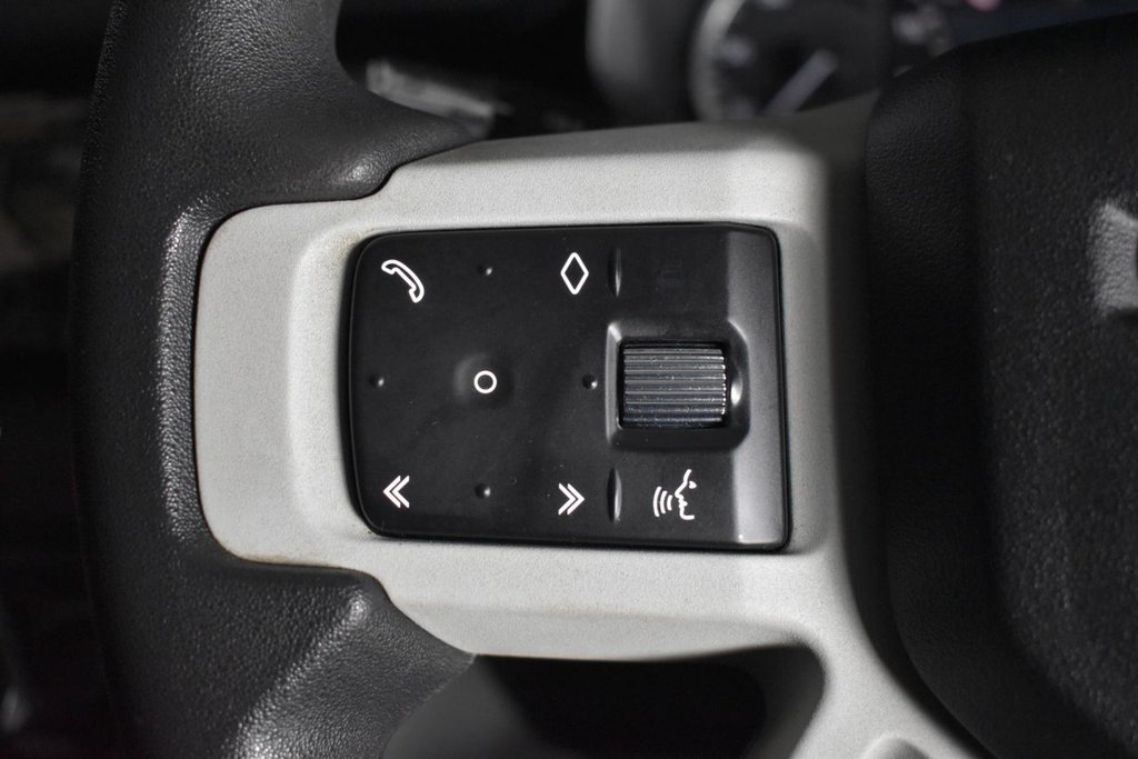 Used Land Rover Defender 2021 for sale - 77608766: Photo 37