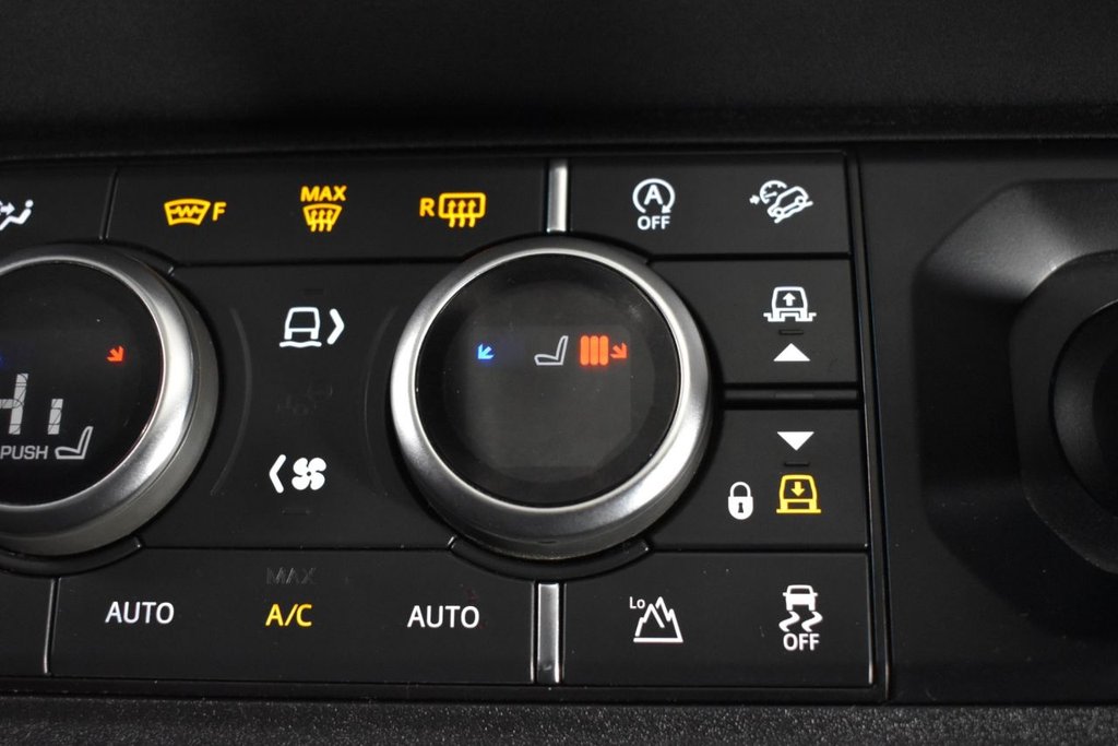 Used Land Rover Defender 2021 for sale - 77608766: Photo 5