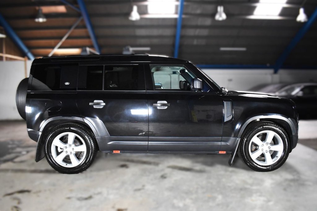 Used Land Rover Defender 2021 for sale - 77608766: Photo 9