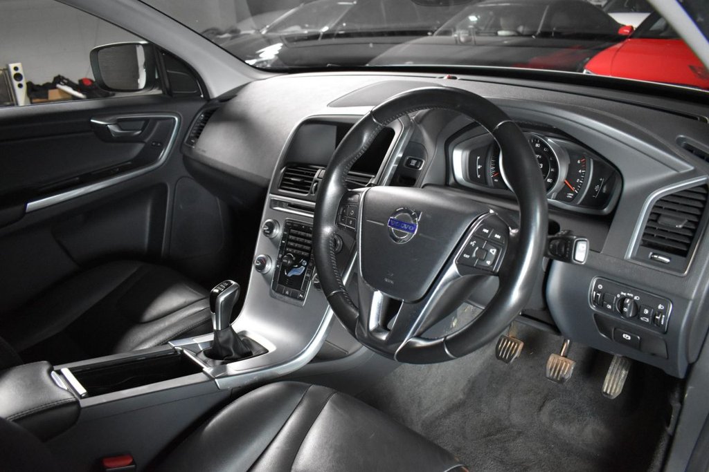 Used Volvo XC60 2016 for sale - 78181892: Photo 16