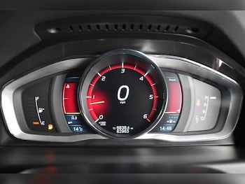 Used Volvo XC70 2013 for sale - 76406354: Photo