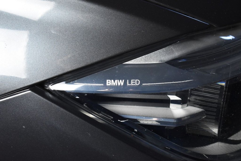 Used BMW 3 Series 2017 for sale - 76654741: Photo 2