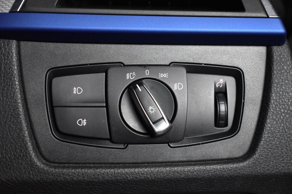 Used BMW 3 Series 2017 for sale - 76654741: Photo 25