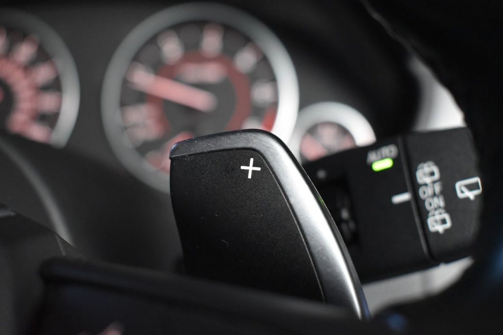 Used BMW 3 Series 2017 for sale - 76654741: Photo 7