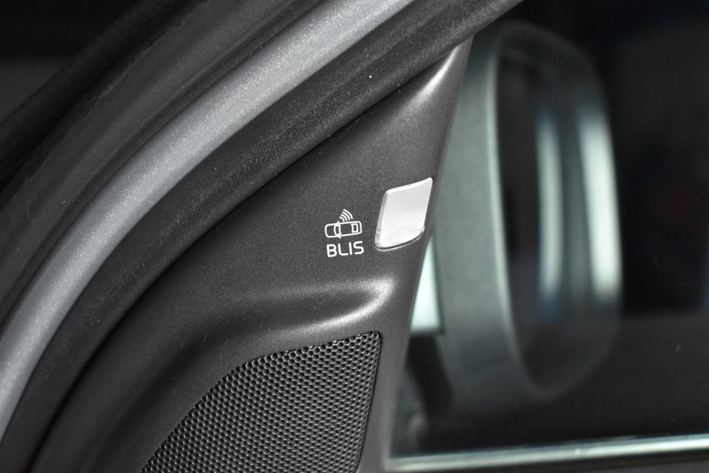 Used Volvo XC70 2014 for sale - 76740450: Photo 11