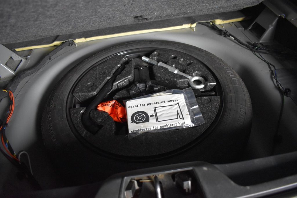 Used Volvo XC70 2014 for sale - 76740450: Photo 13