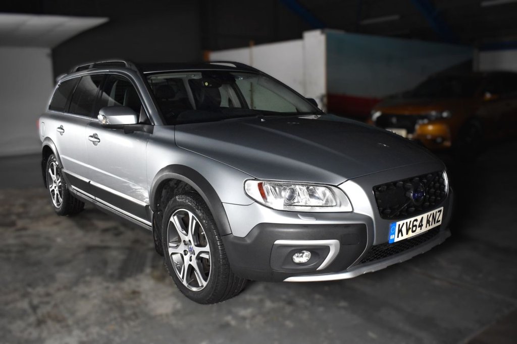 Used Volvo XC70 2014 for sale - 76740450: Photo 16