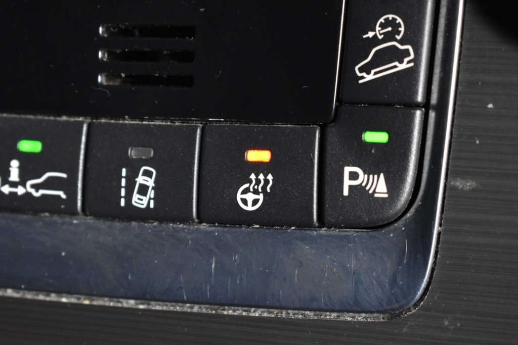 Used Volvo XC70 2014 for sale - 76740450: Photo 3