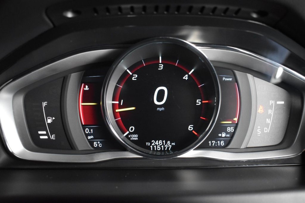 Used Volvo XC70 2014 for sale - 76740450: Photo 30