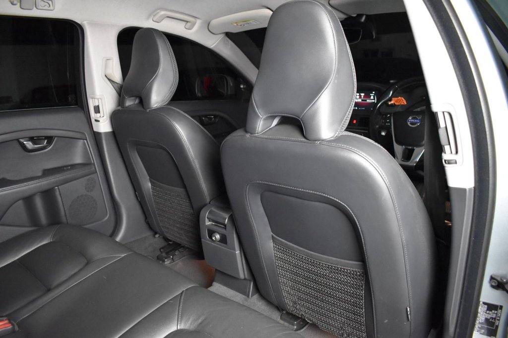 Used Volvo XC70 2014 for sale - 76740450: Photo 41